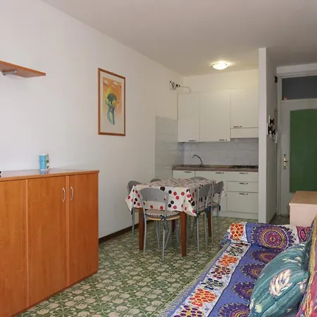 Fantastic Flat With Shared Pool For 5 Guests Apartment *